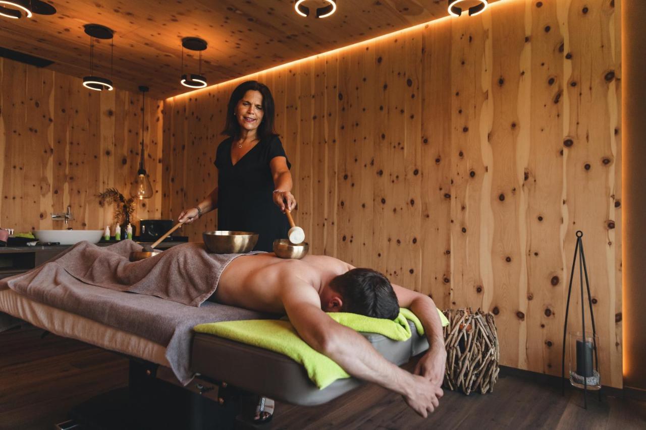 Sportresidenz Zillertal Hotell Uderns Exteriör bild