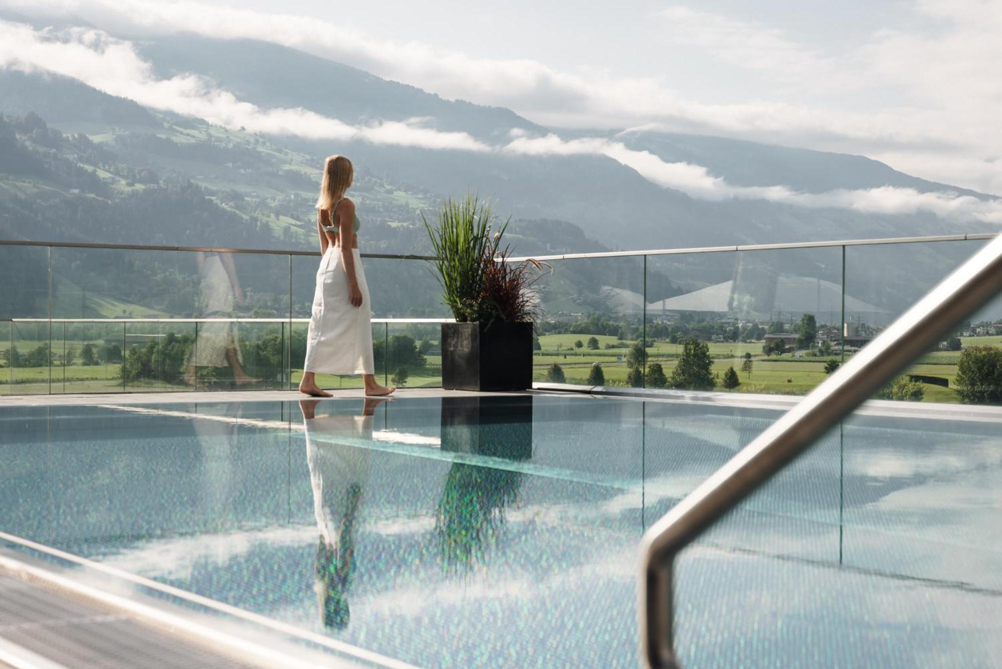 Sportresidenz Zillertal Hotell Uderns Exteriör bild
